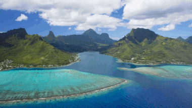 Ces villages cachés de Tahiti révèlent leur charme entre nature et océan envoûtant