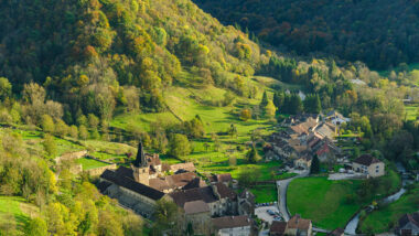 Un village jurassien cache un secret médiéval qui émerveille les visiteurs