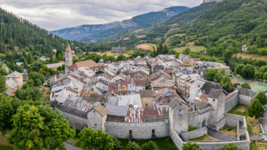 Un village secret du Mercantour élu le plus beau de France émerveille les visiteurs