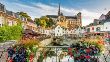 Une ville du nord devient la destination secrète de l'automne et surprend tout le monde