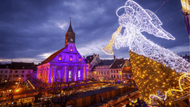 Ce marché de Noël caché en Europe émerveille par ses illuminations médiévales