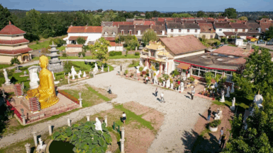 Ce village français cache un secret asiatique incroyable qui va vous émerveiller