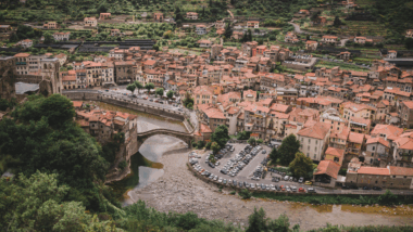 Ce village italien caché à 30 minutes de Menton promet une douceur de vivre inégalée