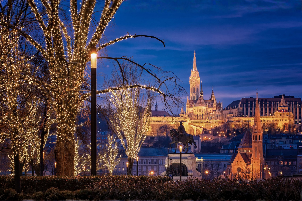 Découvrez la ville européenne secrète où Noël devient un conte de fées à prix doux