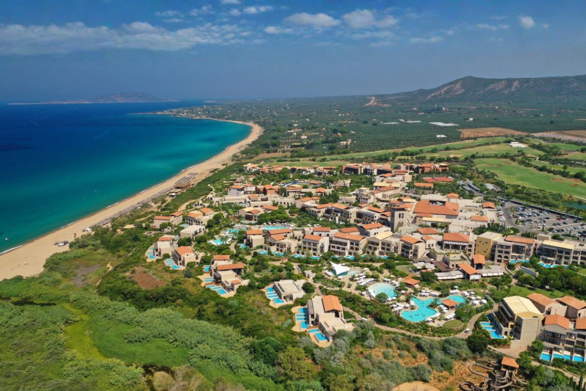 Une perle cachée de la Grèce élue meilleure station balnéaire d'Europe cette année