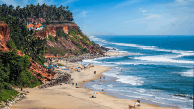 Une plage indienne émerveille les voyageurs avec ses couchers de soleil inoubliables