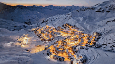 Une station de ski en Savoie ouvre ses pistes en avance et brille par ses sept distinctions de meilleure station