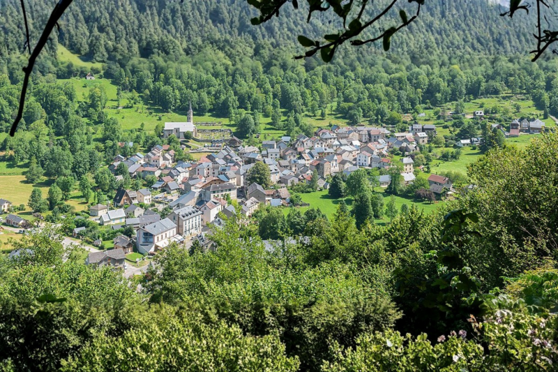 Ce village cach&eacute; d'Occitanie promet un hiver de d&eacute;tente inoubliable et surprend les voyageurs