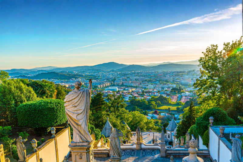Cette ville portugaise cachée émerveille les voyageurs et pourrait détrôner Lisbonne