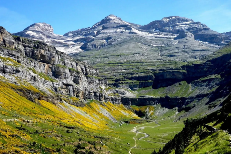 Un parc des Pyr&eacute;n&eacute;es espagnoles d&eacute;voile des canyons &eacute;poustouflants pour les randonneurs passionn&eacute;s