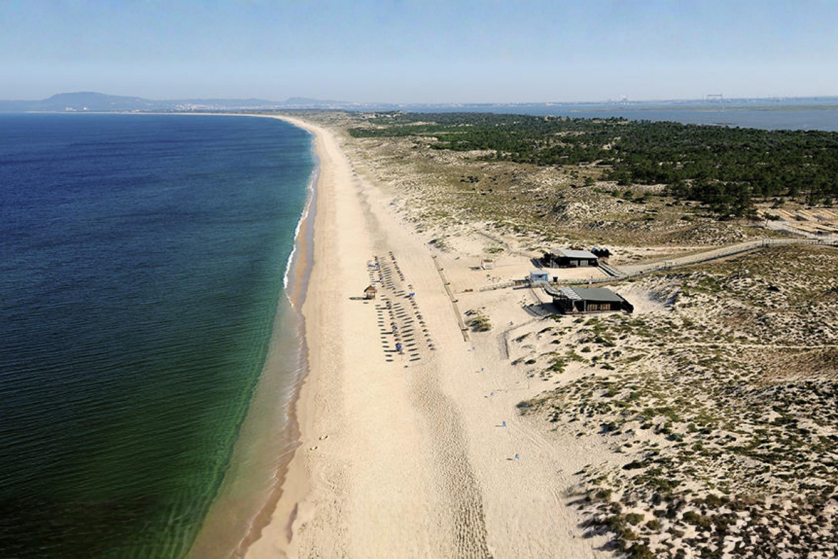 Envie d&rsquo;&eacute;vasion Cette perle du Portugal m&ecirc;le nature pr&eacute;serv&eacute;e et raffinement absolu
