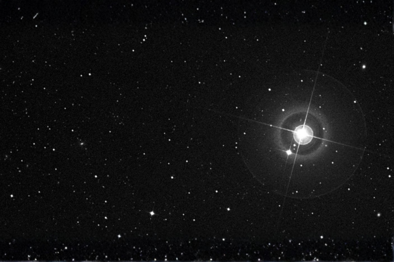 Les astronomes plongent dans le mystère de la dernière éruption de Mira A et révèlent des indices fascinants