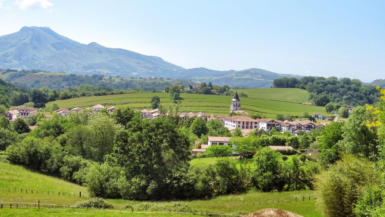 Ce village basque caché émerveille par sa beauté envoûtante et ses secrets bien gardés