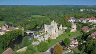 Ce village secret de Nouvelle-Aquitaine offre une vue à couper le souffle qui émerveille chaque visiteur
