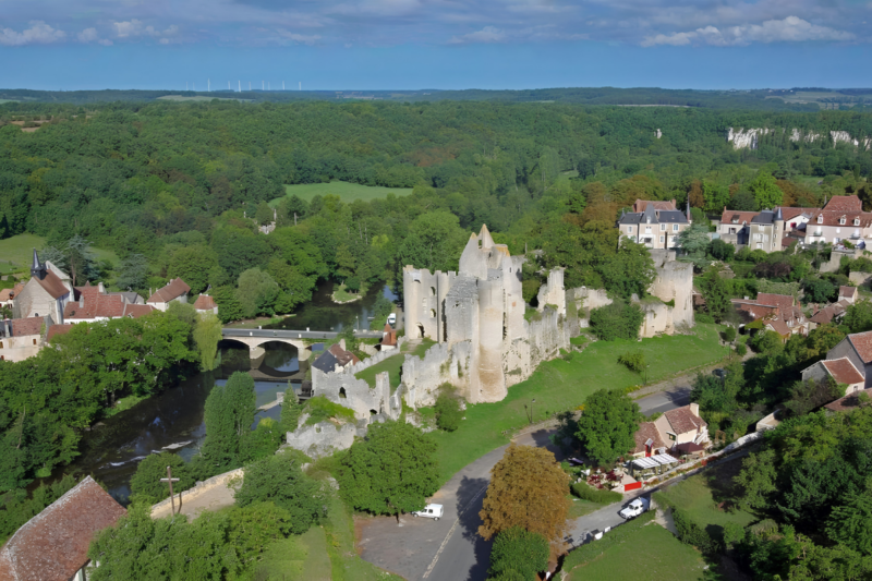 Ce village secret de Nouvelle-Aquitaine offre une vue &agrave; couper le souffle qui &eacute;merveille chaque visiteur