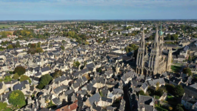 Cette ville médiévale normande cache un secret incroyable qui pourrait détrôner le Mont-Saint-Michel