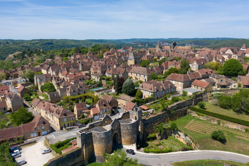 Ce village secret de Dordogne offre une vue incroyable qui &eacute;merveille tous ses visiteurs