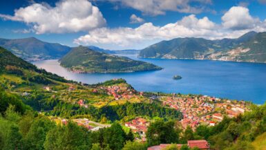 Un lac alpin méconnu en Italie attire les randonneurs en quête de sérénité
