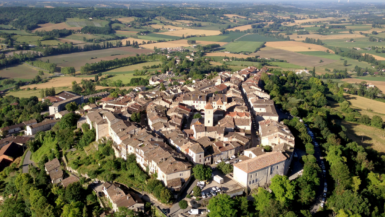 Découvrez le secret caché de ce village du Quercy qui offre une vue à couper le souffle