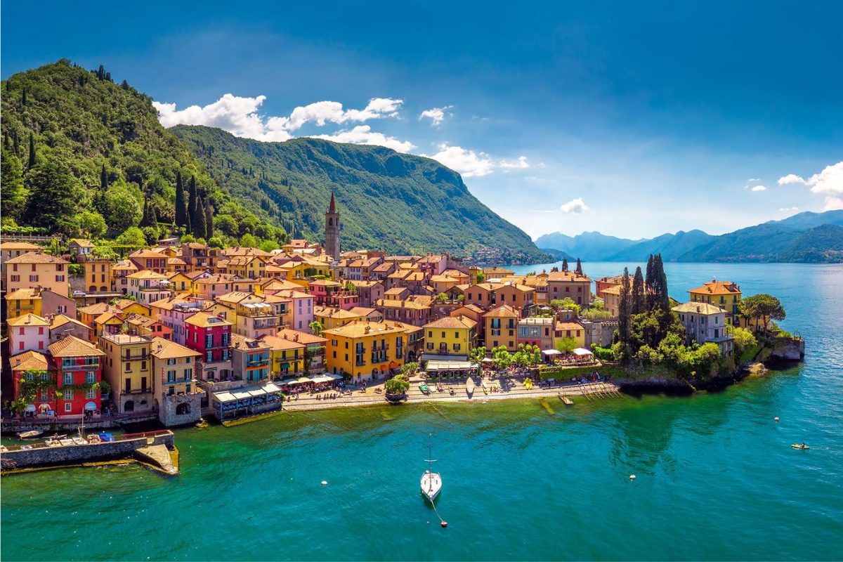 Les lacs italiens du nord d&eacute;voilent leurs villas d'&eacute;poque, un voyage dans le temps &agrave; ne pas manquer