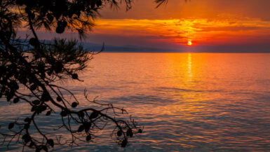 Ces plages secrètes d'Europe offrent des couchers de soleil à couper le souffle, mais personne n'y pense