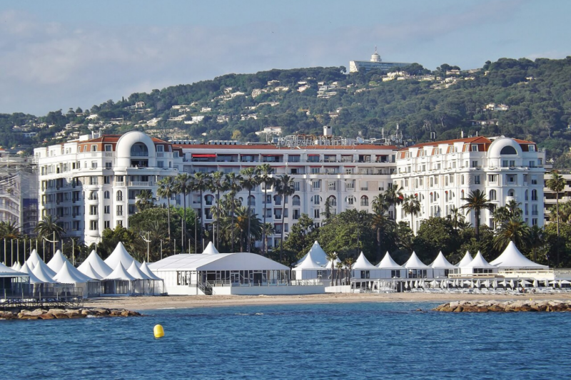 Un secret bien gard&eacute; sur la C&ocirc;te d&rsquo;Azur r&eacute;v&egrave;le le moment id&eacute;al pour un s&eacute;jour inoubliable